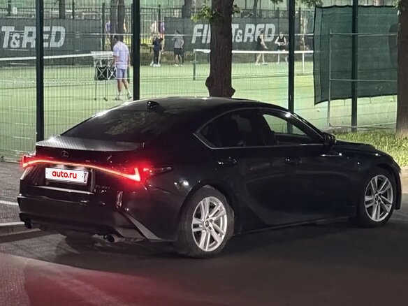 2020 Lexus IS 300 III Рестайлинг 2, чёрный, 3550000 рублей - вид 2