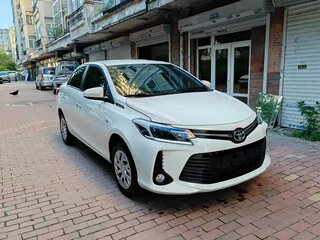 2022 Toyota Vios III Рестайлинг, белый, 1370004 рублей, вид 3