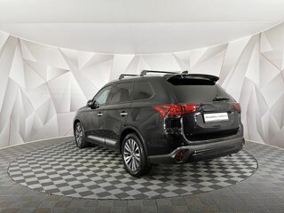 2021 Mitsubishi Outlander III Рестайлинг 3, чёрный, 1975000 рублей, вид 4