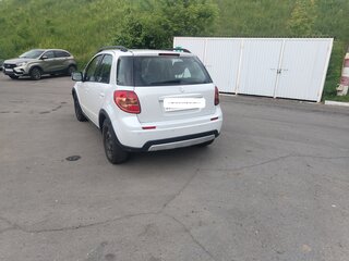 2010 Suzuki SX4 I (Classic) Рестайлинг, белый, 520000 рублей, вид 3