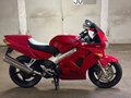 1999 Honda VFR 800, красный, 450000 рублей