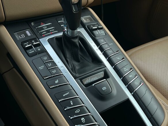 2016 Porsche Macan S I, коричневый, 3150000 рублей - вид 29