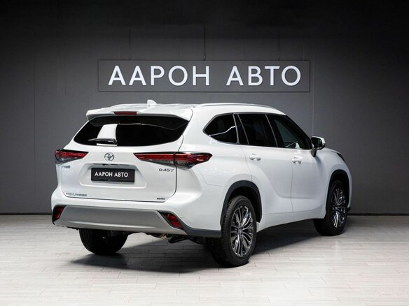 2026 Toyota Highlander IV (XU70), белый, 5400000 рублей - вид 4
