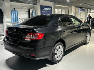 2013 Toyota Corolla X (E140, E150) Рестайлинг, чёрный, 1050000 рублей, вид 5