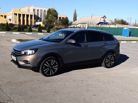 2019 Lada (ВАЗ) Vesta SW Cross I, серый, 970000 рублей, вид 2