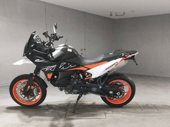 2023 KTM 890 SMT, чёрный, 1199000 рублей
