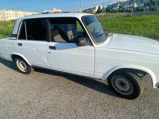 1999 Lada (ВАЗ) 2107, белый, 100000 рублей, вид 1