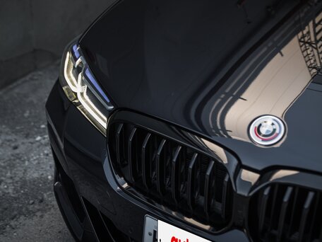 2022 BMW 5 серии 530i xDrive VII (G30/G31/G38) Рестайлинг, чёрный, 5850000 рублей, вид 5