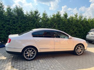 2010 Volkswagen Passat B6, белый, 790000 рублей, вид 3