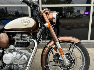 2026 Royal Enfield Classic 350, коричневый, 502000 рублей, вид 4
