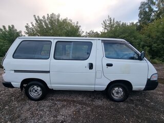 1995 Toyota Town Ace II Рестайлинг 3, белый, 400000 рублей, вид 5