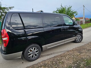 2018 Hyundai H-1 II Рестайлинг 2, чёрный, 2400000 рублей, вид 3