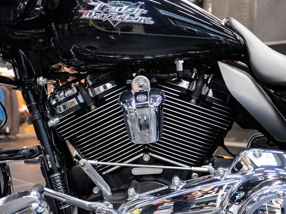 2023 Harley-Davidson Road Glide 3, чёрный, 3790000 рублей - вид 21