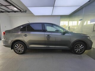 2021 Volkswagen Polo VI, серый, 1850000 рублей, вид 4