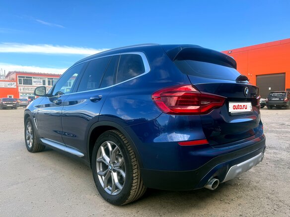 2019 BMW X3 30d xDrive III (G01), синий, 4400000 рублей - вид 2