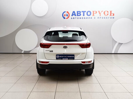 2017 Kia Sportage IV, белый, 1849000 рублей, вид 4