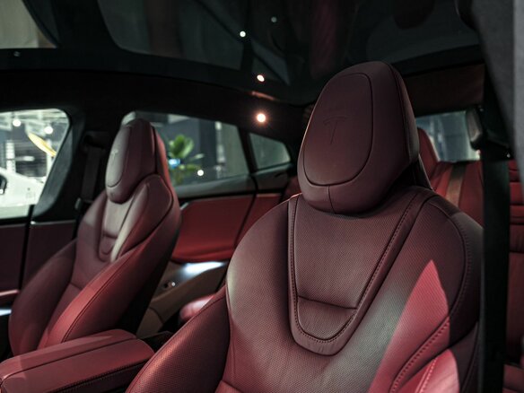 2019 Tesla Model S Performance I Рестайлинг, серый - вид 19