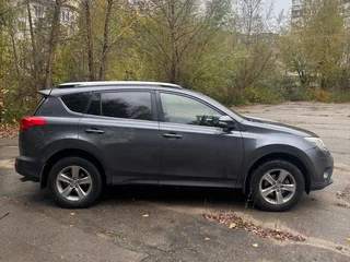 2015 Toyota RAV4 IV (XA40), серый, 2050000 рублей, вид 4