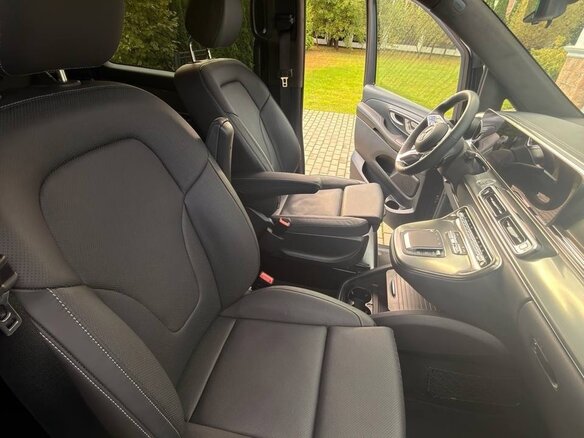 2025 Mercedes-Benz V-Класс Extra Long 300 d экстра длинный III (W447) Рестайлинг 2, чёрный, 12500000 рублей - вид 26
