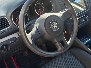 2010 Volkswagen Golf VI, чёрный, 610000 рублей, вид 5