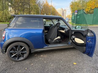 2013 Mini Hatch Cooper S II (R56) Рестайлинг, синий, 1200000 рублей, вид 4