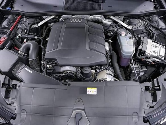2023 Audi A6 40 TFSI Long V (C8) Рестайлинг, чёрный, 4950000 рублей - вид 3