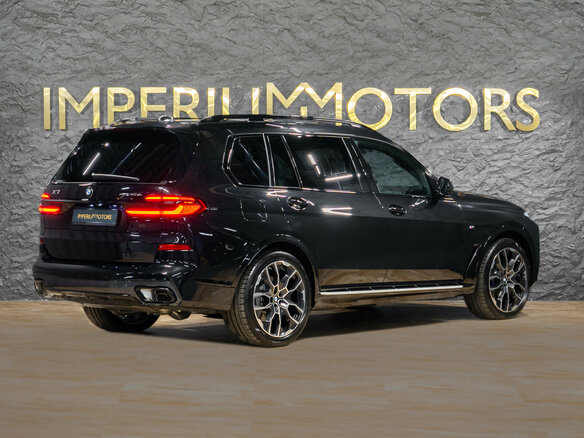 2026 BMW X7 40d I (G07) Рестайлинг, чёрный, 18490000 рублей - вид 7