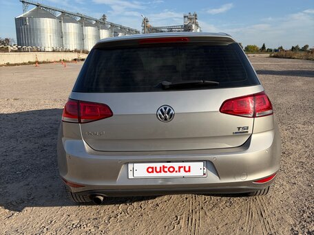 2013 Volkswagen Golf VII, серебристый, 700000 рублей, вид 4