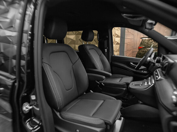 2024 Mercedes-Benz V-Класс Extra Long 300 d экстра длинный III (W447) Рестайлинг 2, чёрный, 12990000 рублей - вид 8