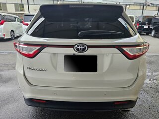 2017 Toyota Harrier III (XU60) Рестайлинг, белый, 1900000 рублей, вид 3
