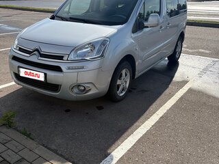 2012 Citroen Berlingo II Рестайлинг, серебристый, 570000 рублей, вид 2