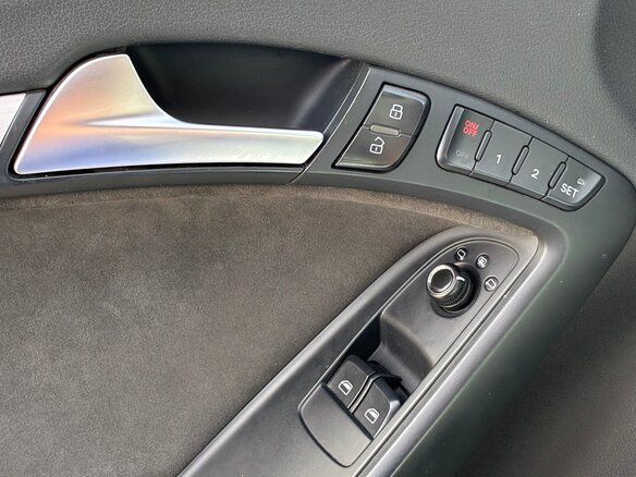 2009 Audi A5 I (8T), синий, 1600000 рублей - вид 17