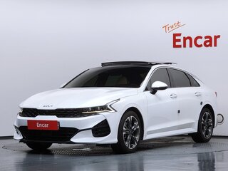 2022 Kia K5 III, белый, 2150000 рублей, вид 1