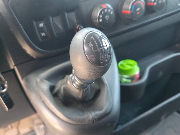 2015 Renault Master, бежевый, 1600000 рублей - вид 14