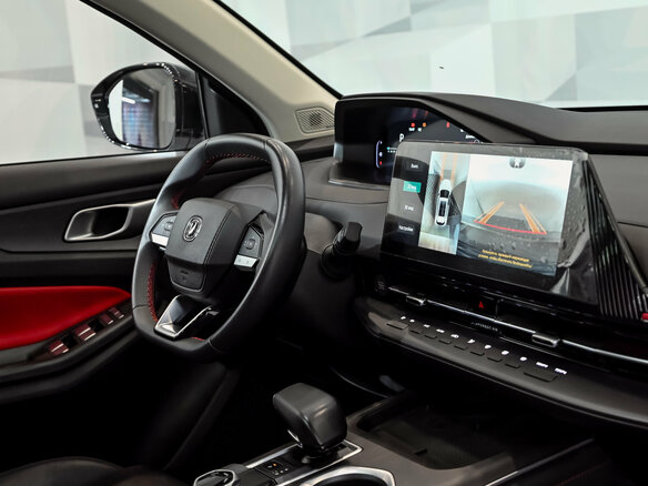 2024 Changan UNI-S I, белый, 2370000 рублей - вид 12