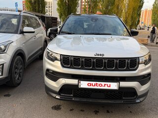 2024 Jeep Compass II Рестайлинг, серебристый, 2250000 рублей, вид 2