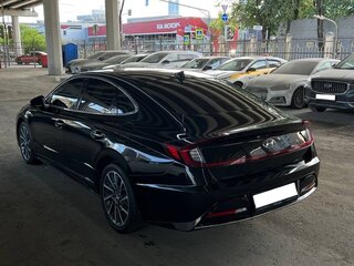 2021 Hyundai Sonata VIII (DN8), чёрный, 1494385 рублей, вид 4