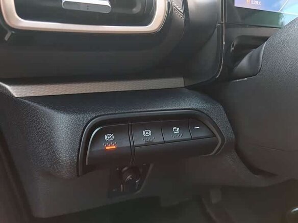 2023 Baojun Kiwi EV, зелёный - вид 7