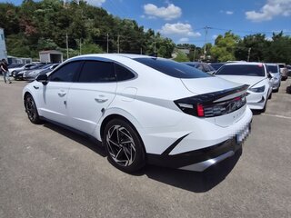 2023 Hyundai Sonata VIII (DN8) Рестайлинг, белый, 2200000 рублей, вид 5