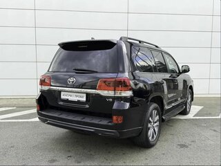 2016 Toyota Land Cruiser 200 Series Рестайлинг 2, чёрный, 5400000 рублей, вид 5