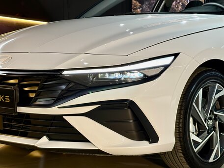 2026 Hyundai Elantra VII (CN7) Рестайлинг, белый, 1930000 рублей, вид 2