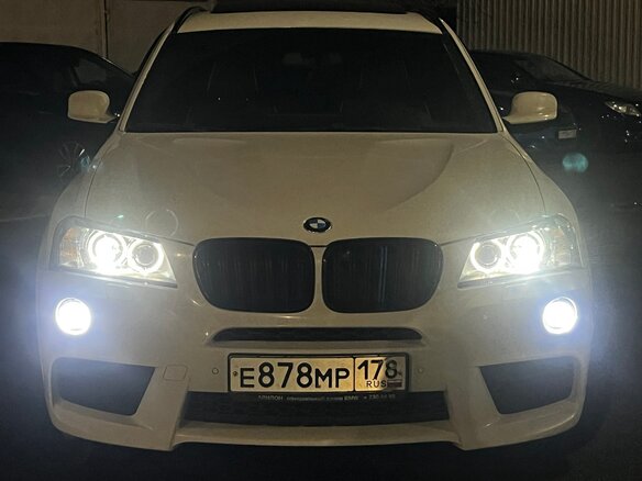2011 BMW X3 28i xDrive II (F25), белый, 1699000 рублей - вид 2