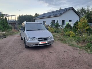 2006 Hyundai Trajet I Рестайлинг, серебристый, 490000 рублей, вид 1