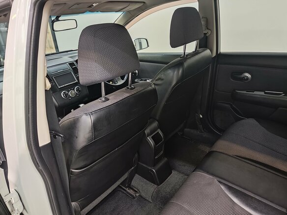 2006 Nissan Tiida I, белый, 480000 рублей - вид 16