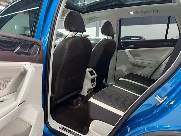 2022 Volkswagen Tayron I Рестайлинг, синий, 2650000 рублей - вид 13