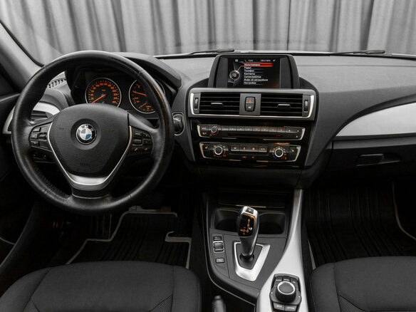 2017 BMW 1 серии 118i II (F20/F21) Рестайлинг 2, белый, 1930000 рублей - вид 7