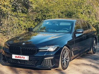 2022 BMW 5 серии 520i VII (G30/G31/G38) Рестайлинг, синий, 4550000 рублей, вид 3