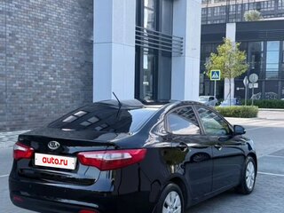 2015 Kia Rio 6-speed III, чёрный, 600000 рублей, вид 3