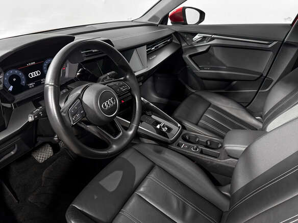 2022 Audi A3 IV (8Y), красный, 3300000 рублей - вид 8
