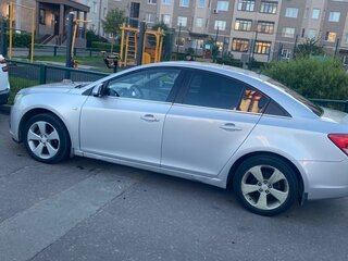 2011 Chevrolet Cruze I, серый, 600000 рублей, вид 3